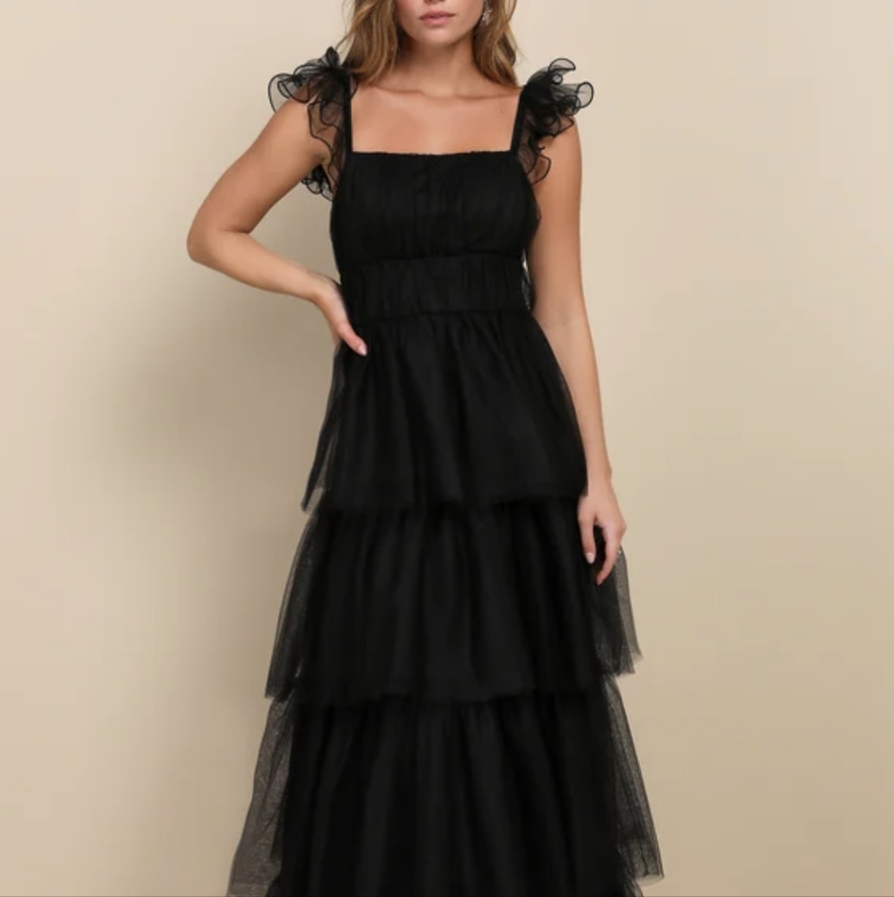 Elegant Black Tiered Tulle Dress